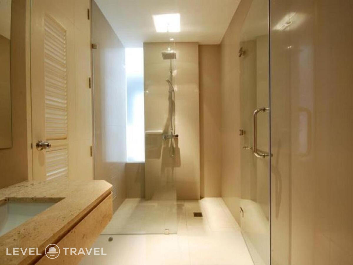 фотографии номера Четырехместный роскошный номер (2 комнаты) отеля The Lantern Resort Patong в Таиланд(Патонг Бич) - фото №4