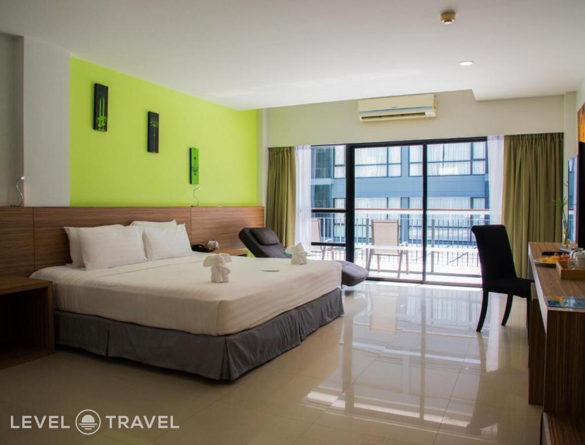 фотографии номера Люкс отеля The Lantern Resort Patong в Таиланд(Патонг Бич) - фото №1