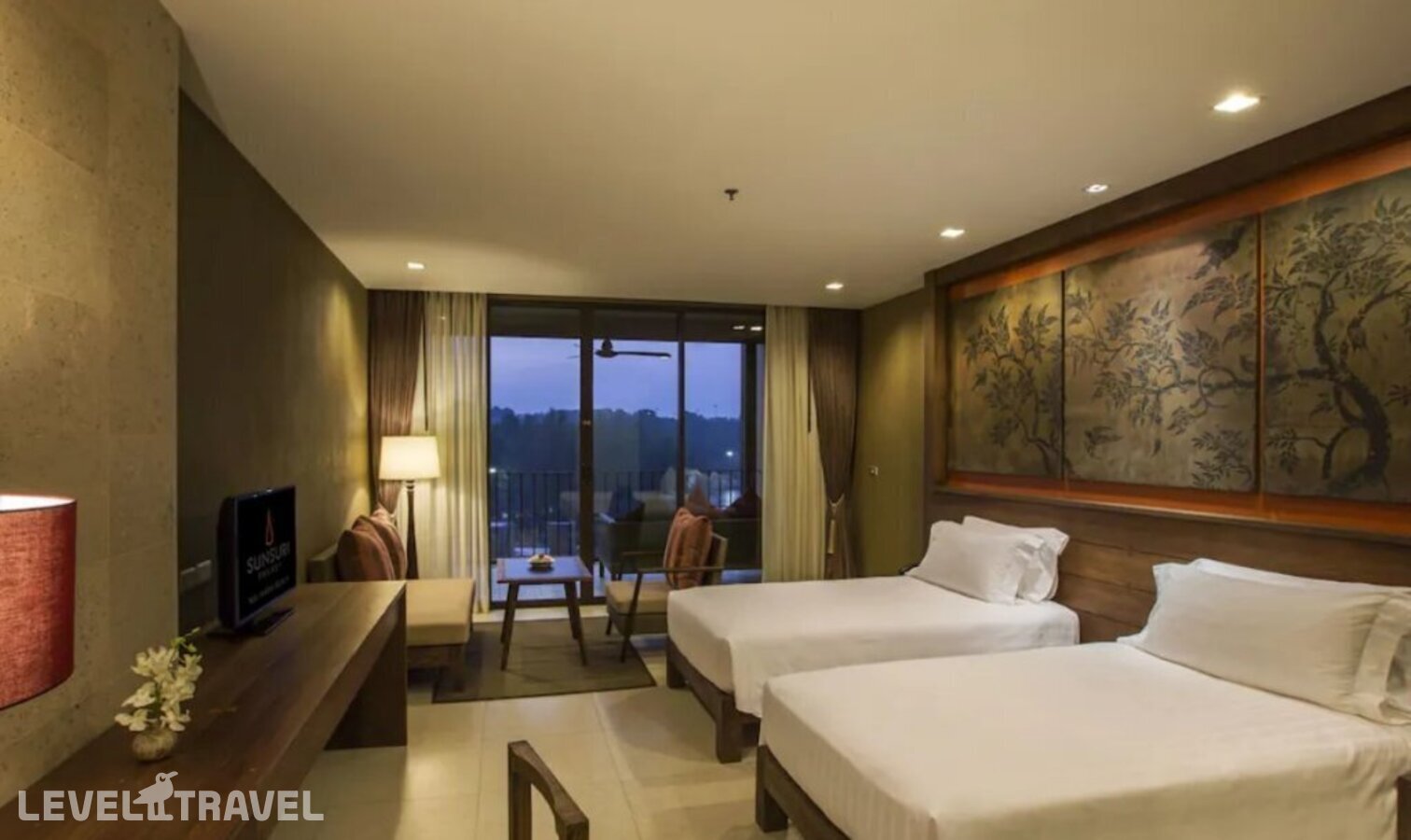 фотографии номера Улучшенный (две односпальные кровати) отеля Sunsuri Phuket в Таиланд(Най Харн) - фото №15