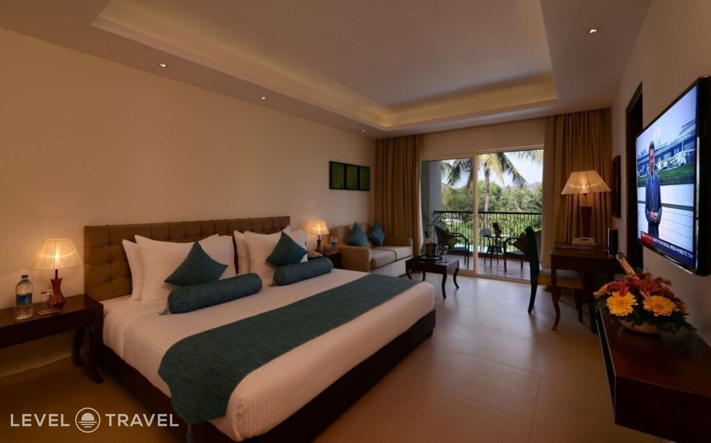 фотографии номера Улучшенный (две односпальные кровати) отеля Golden Tulip Hotel Goa в Индия(Кандолим) - фото №9