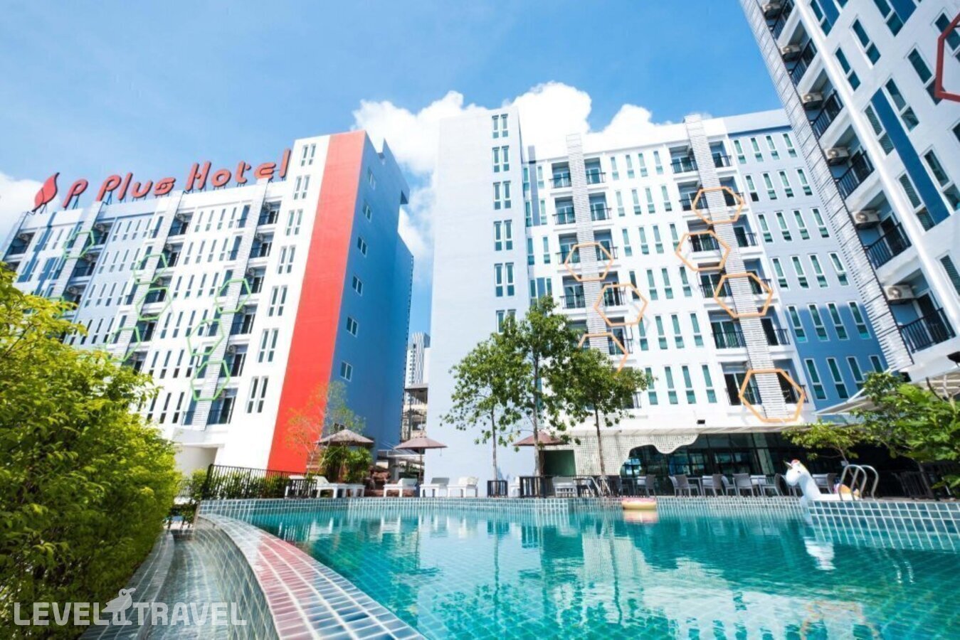 фотографии номера Стандартный номер отеля P Plus Hotel в Таиланд(Центральная Паттайя) - фото №5