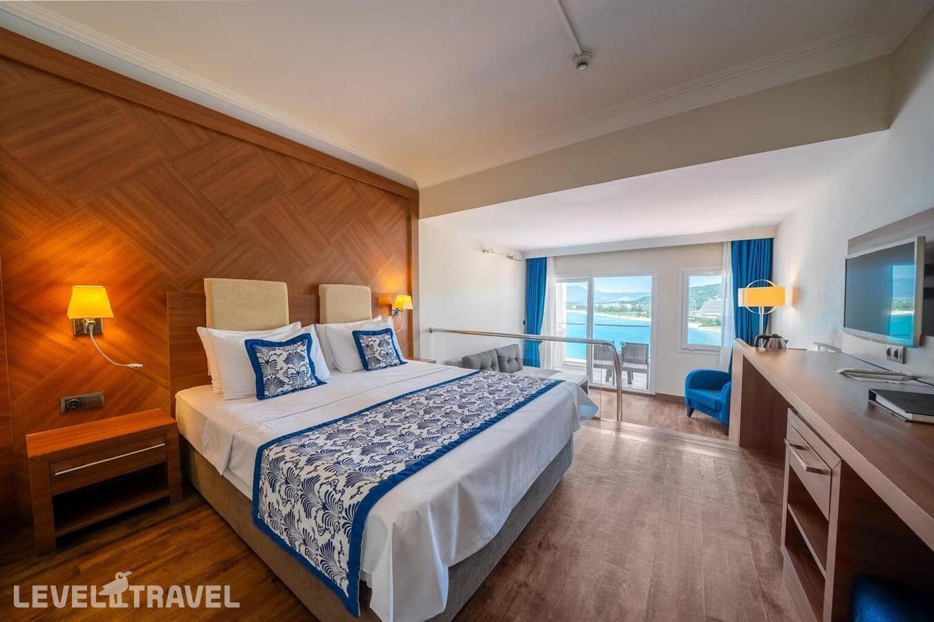 фотографии номера Полулюкс с видом на море отеля Asteria Ephesus Kusadasi (Ex. Labranda Ephesus Princess Hotel) в Турция(Кушадасы) - фото №1