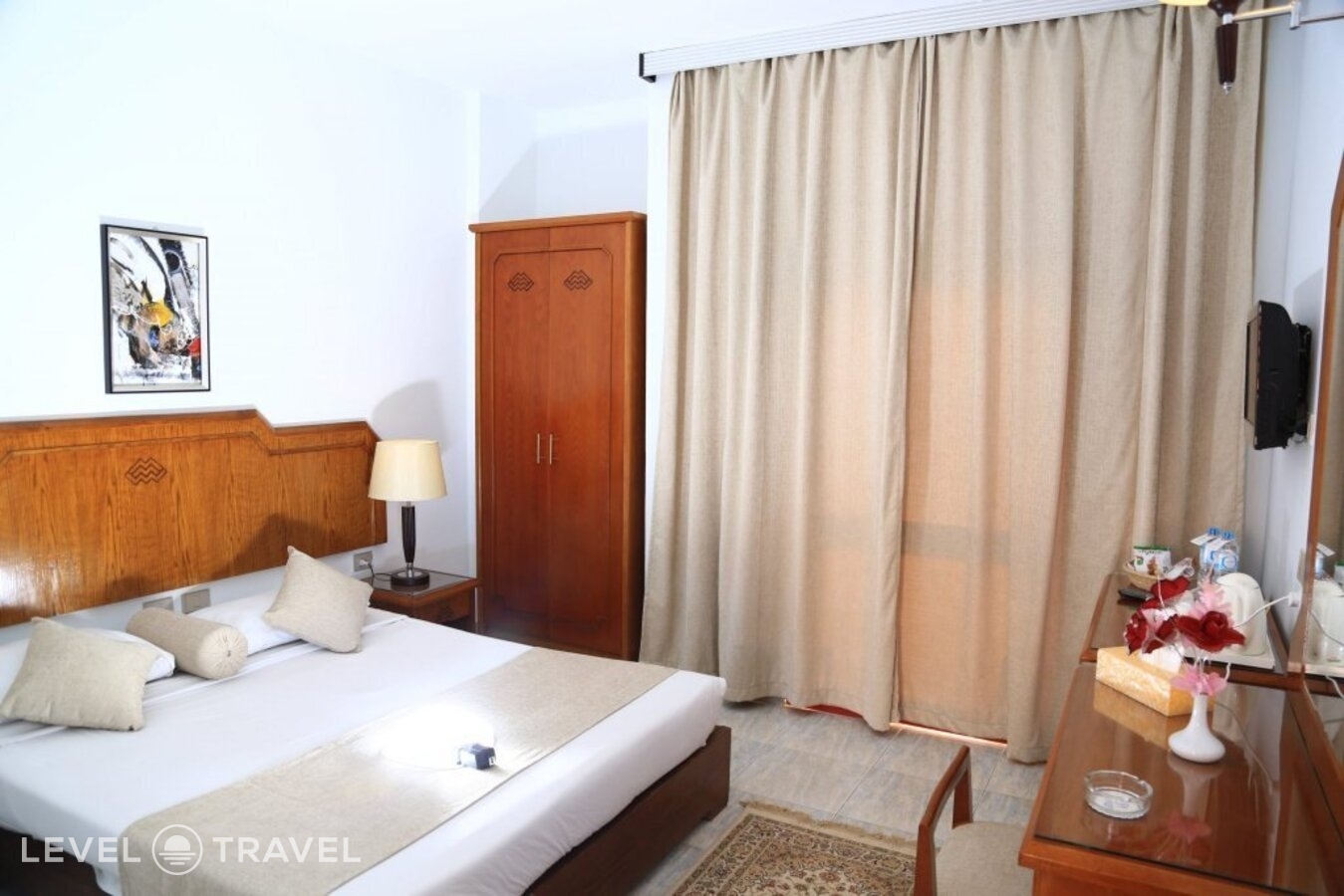 фотографии номера Трехместный номер отеля Minamark Resort & Spa (Ex. Minamark Beach Resort) в Египет(Хургада (город)) - фото №9