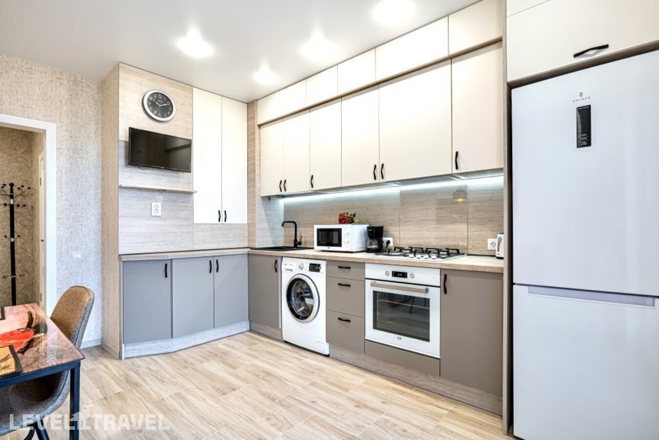 фотографии номера Апартаменты отеля Apartmari Люкс В Самом Центре На Берегу Замкового Пруда в Россия(Калининград) - фото №19