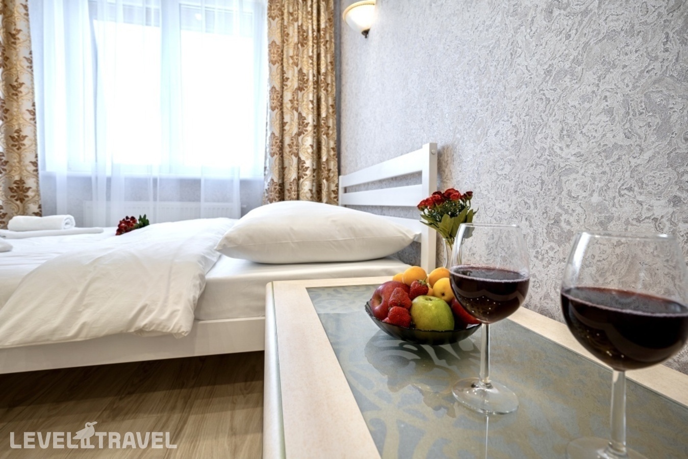 фотографии номера Апартаменты отеля Apartmari Люкс В Самом Центре На Берегу Замкового Пруда в Россия(Калининград) - фото №9