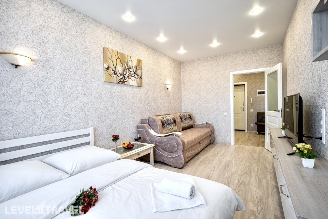 фотографии номера Апартаменты отеля Apartmari Люкс В Самом Центре На Берегу Замкового Пруда в Россия(Калининград) - фото №7