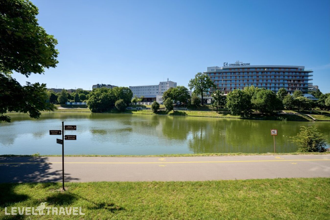 фотографии номера Апартаменты отеля Apartmari Люкс В Самом Центре На Берегу Замкового Пруда в Россия(Калининград) - фото №29