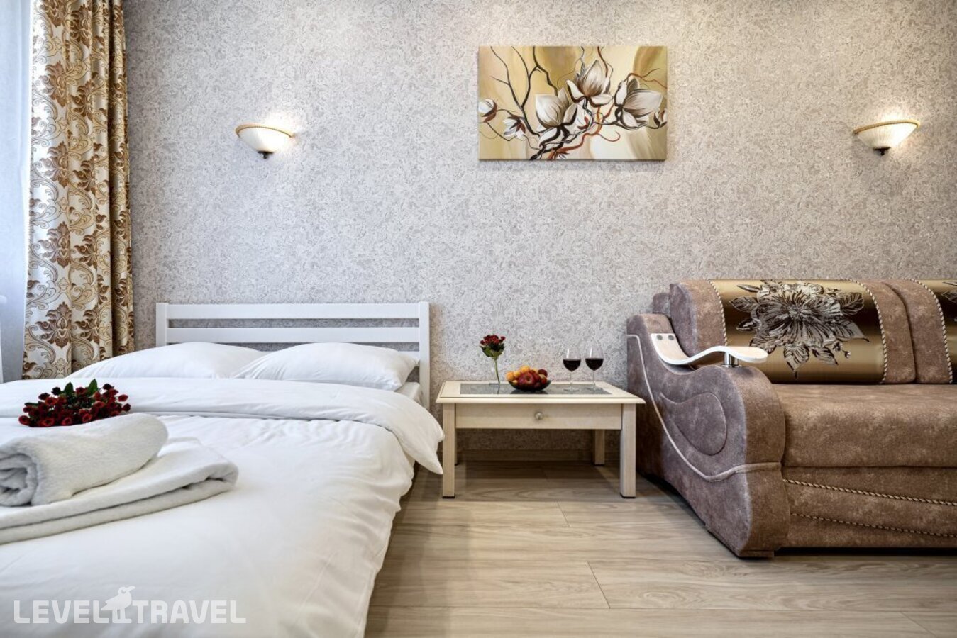 фотографии номера Апартаменты отеля Apartmari Люкс В Самом Центре На Берегу Замкового Пруда в Россия(Калининград) - фото №1