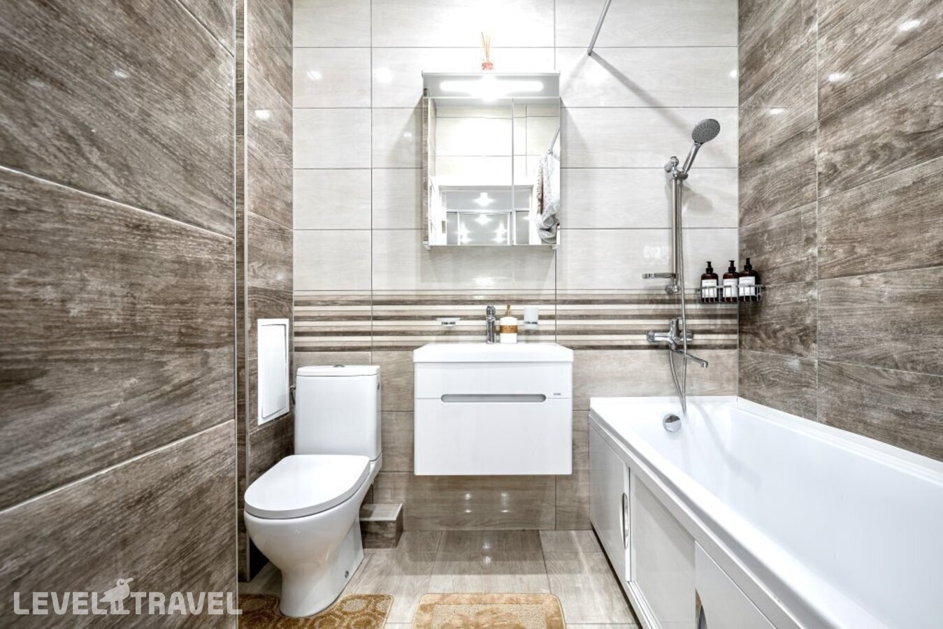 фотографии номера Апартаменты отеля Apartmari Люкс В Самом Центре На Берегу Замкового Пруда в Россия(Калининград) - фото №4