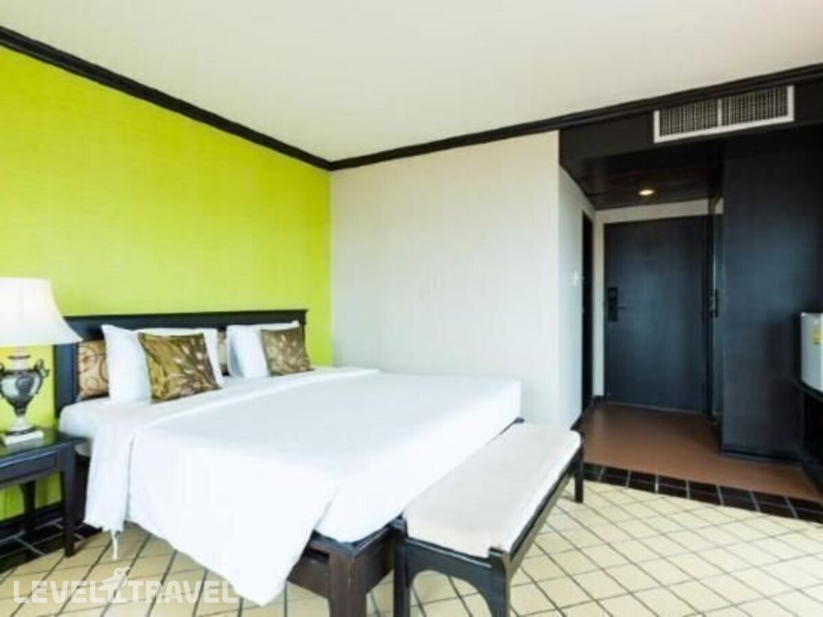 фотографии номера Делюкс с видом на океан отеля Jomtien Thani Hotel в Таиланд(Джомтьен) - фото №2