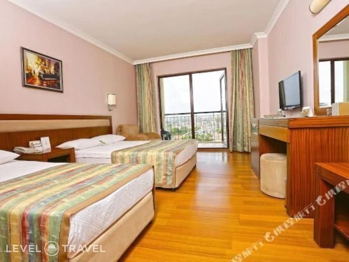 фотографии номера Трехместный с видом на море отеля Selectum Family Comfort Side (Ex. Lyra Resort) в Турция(Кизилагач) - фото №2