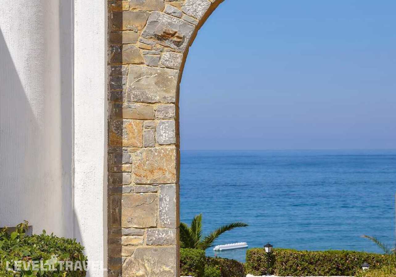 фотографии номера Комфорт с видом на море отеля Alexander Beach Hotel & Village в Греция(Сталида) - фото №3