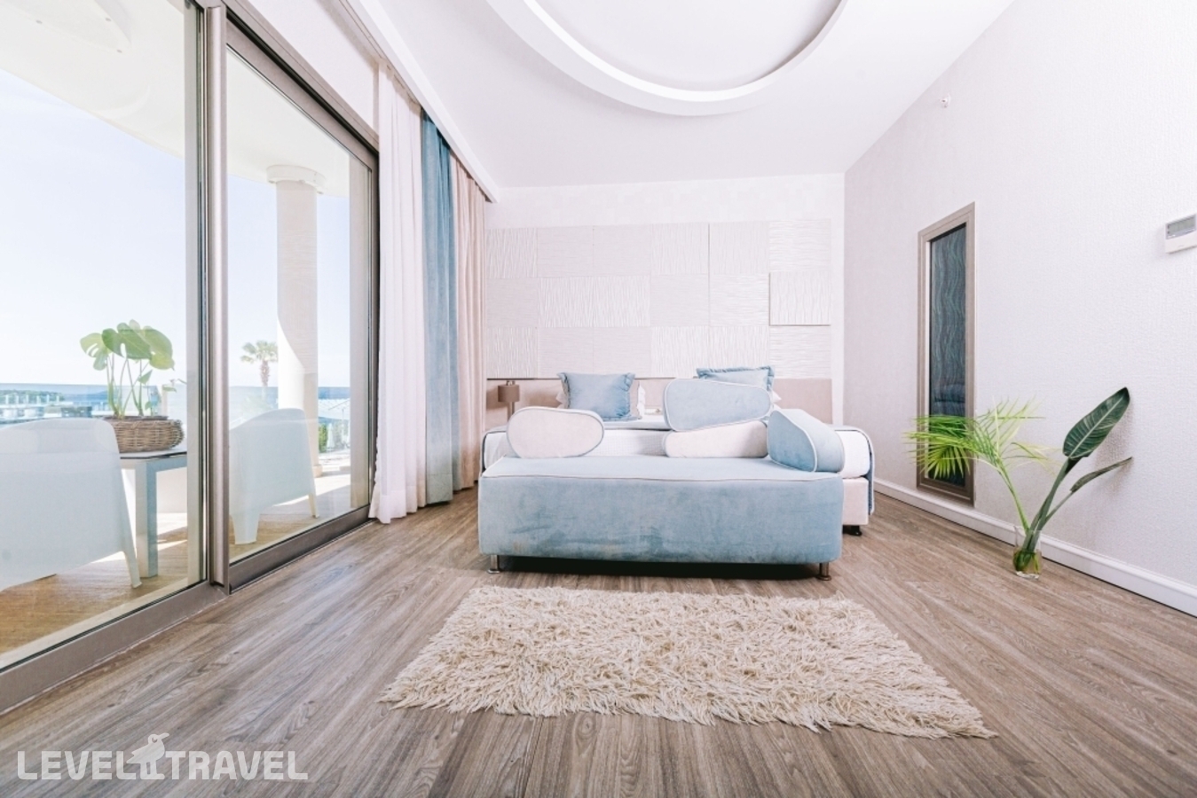 фотографии номера Делюкс с частичным видом на море отеля Ilica Hotel Spa Wellness Resort в Турция(Чешме) - фото №1