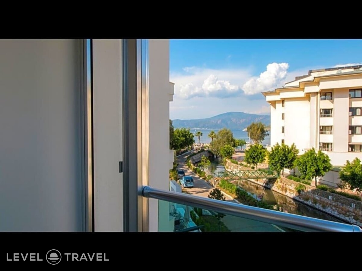 фотографии номера Стандартный с частичным видом на море отеля Supreme Beach Hotel (Adults Only 13+) (Ex.Munamar Beach Residence) в Турция(Ичмелер) - фото №3