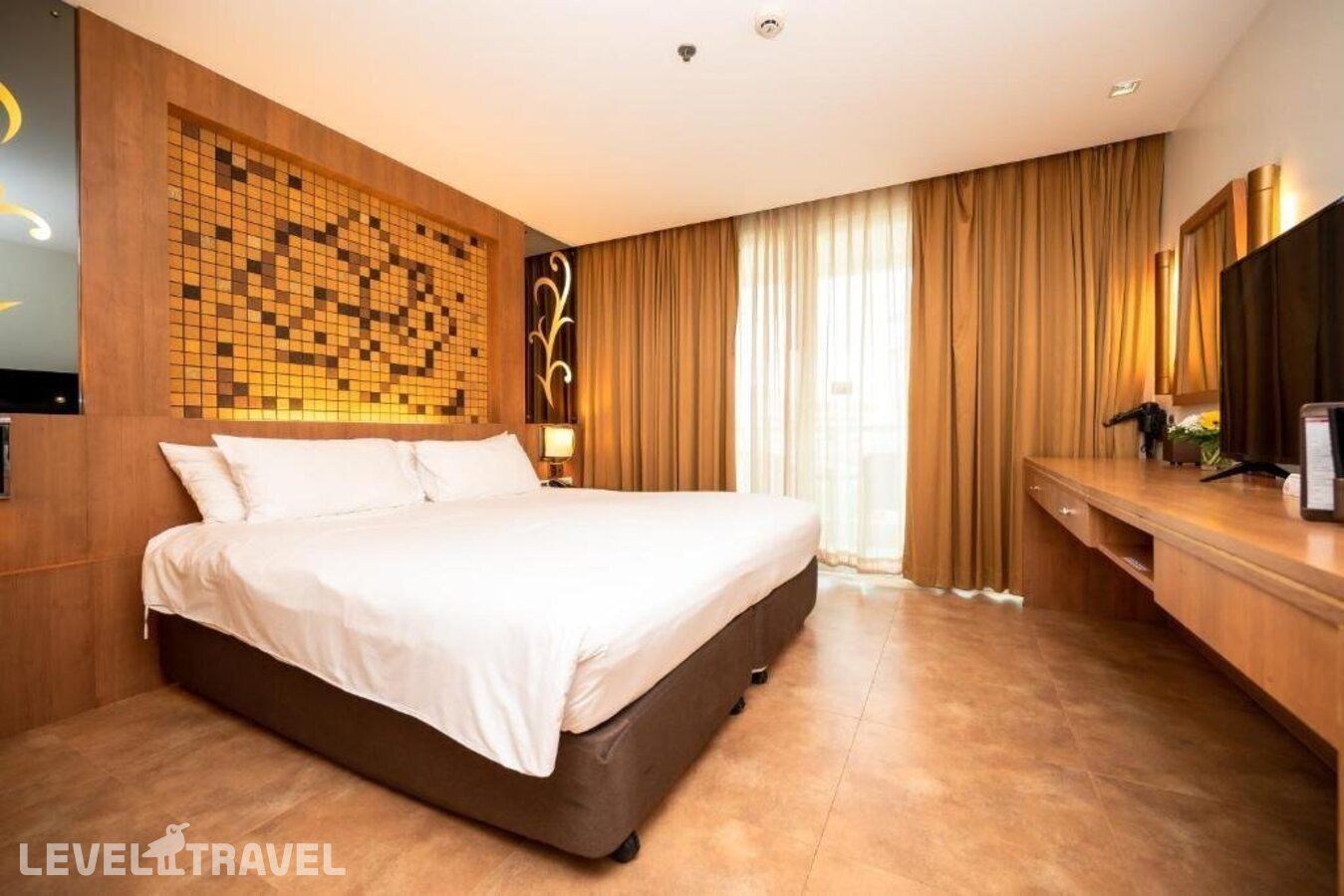 фотографии номера Трехместный делюкс с видом на бассейн отеля Centara Nova Hotel Pattaya в Таиланд(Центральная Паттайя) - фото №5
