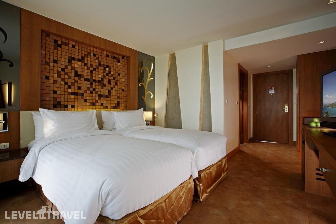 фотографии номера Трехместный делюкс с видом на бассейн отеля Centara Nova Hotel Pattaya в Таиланд(Центральная Паттайя) - фото №3