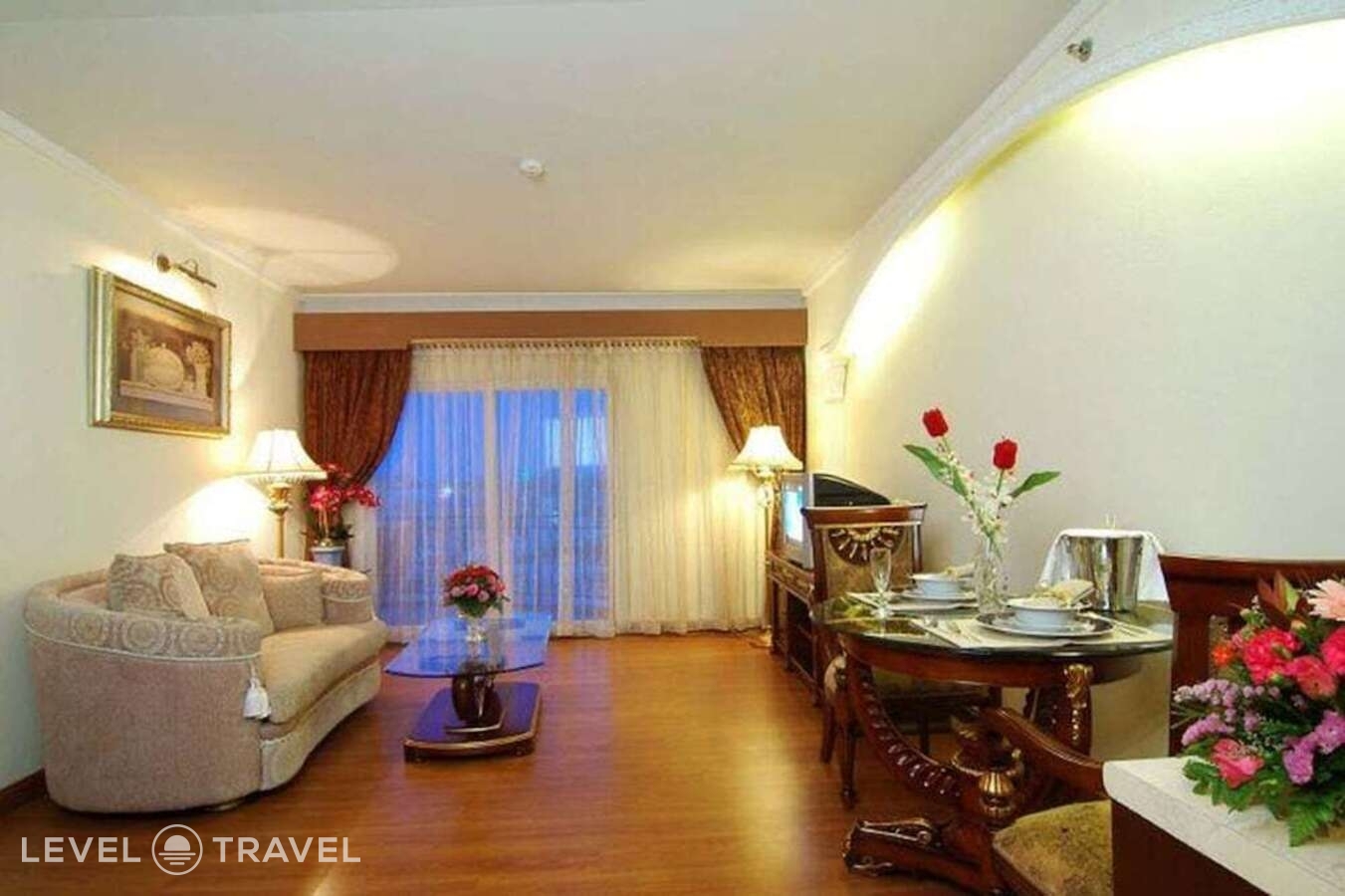 фотографии номера Люкс с балконом отеля Lk Metropole Hotel в Таиланд(Центральная Паттайя) - фото №6
