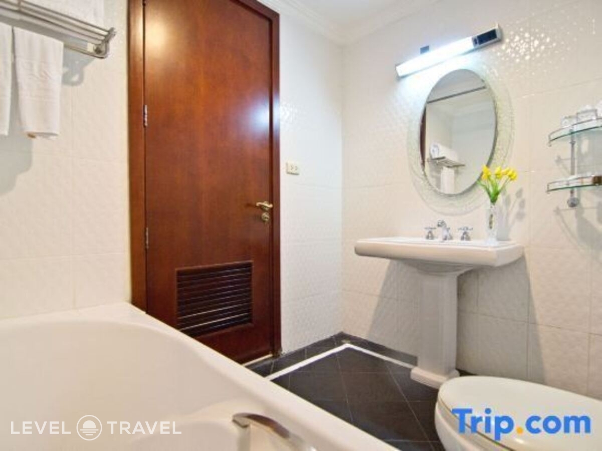 фотографии номера Люкс с балконом отеля Lk Metropole Hotel в Таиланд(Центральная Паттайя) - фото №15