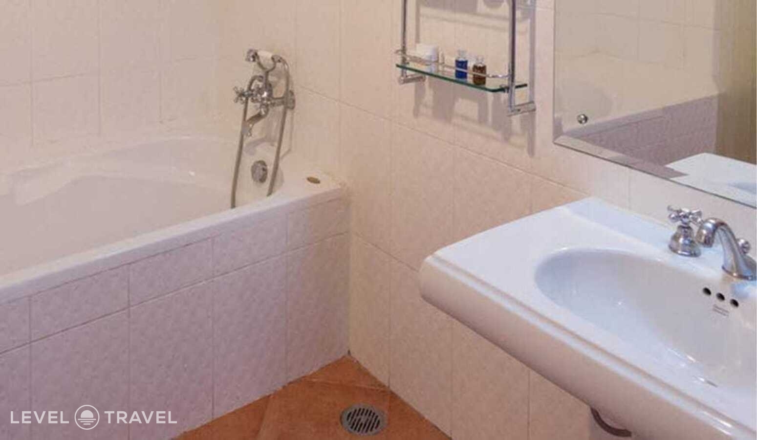фотографии номера Люкс с балконом отеля Lk Metropole Hotel в Таиланд(Центральная Паттайя) - фото №8