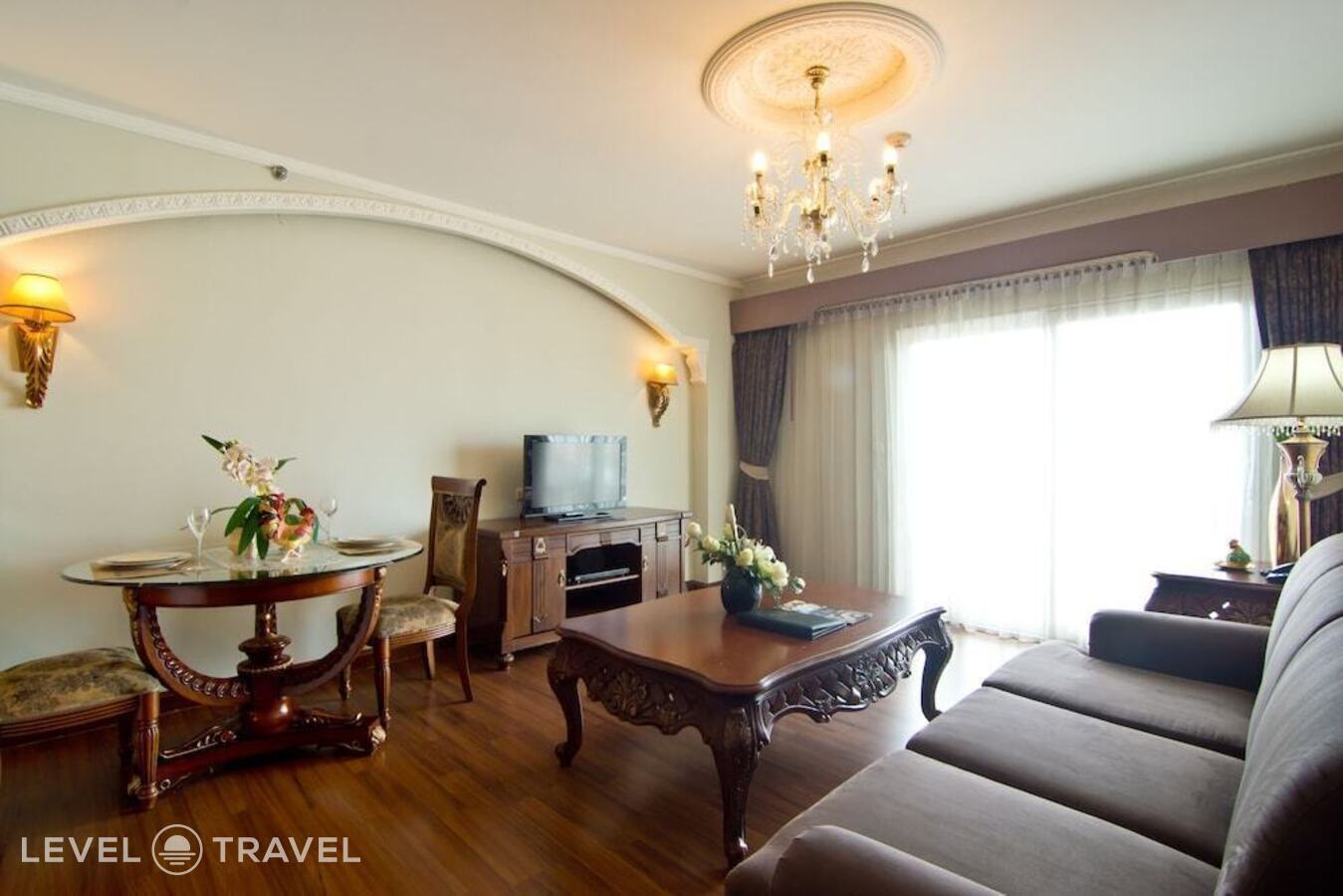 фотографии номера Люкс с балконом отеля Lk Metropole Hotel в Таиланд(Центральная Паттайя) - фото №5