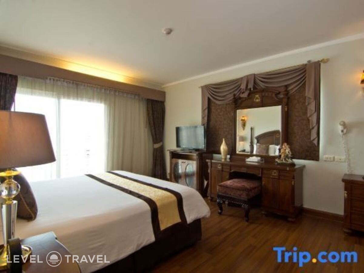 фотографии номера Люкс с балконом отеля Lk Metropole Hotel в Таиланд(Центральная Паттайя) - фото №11