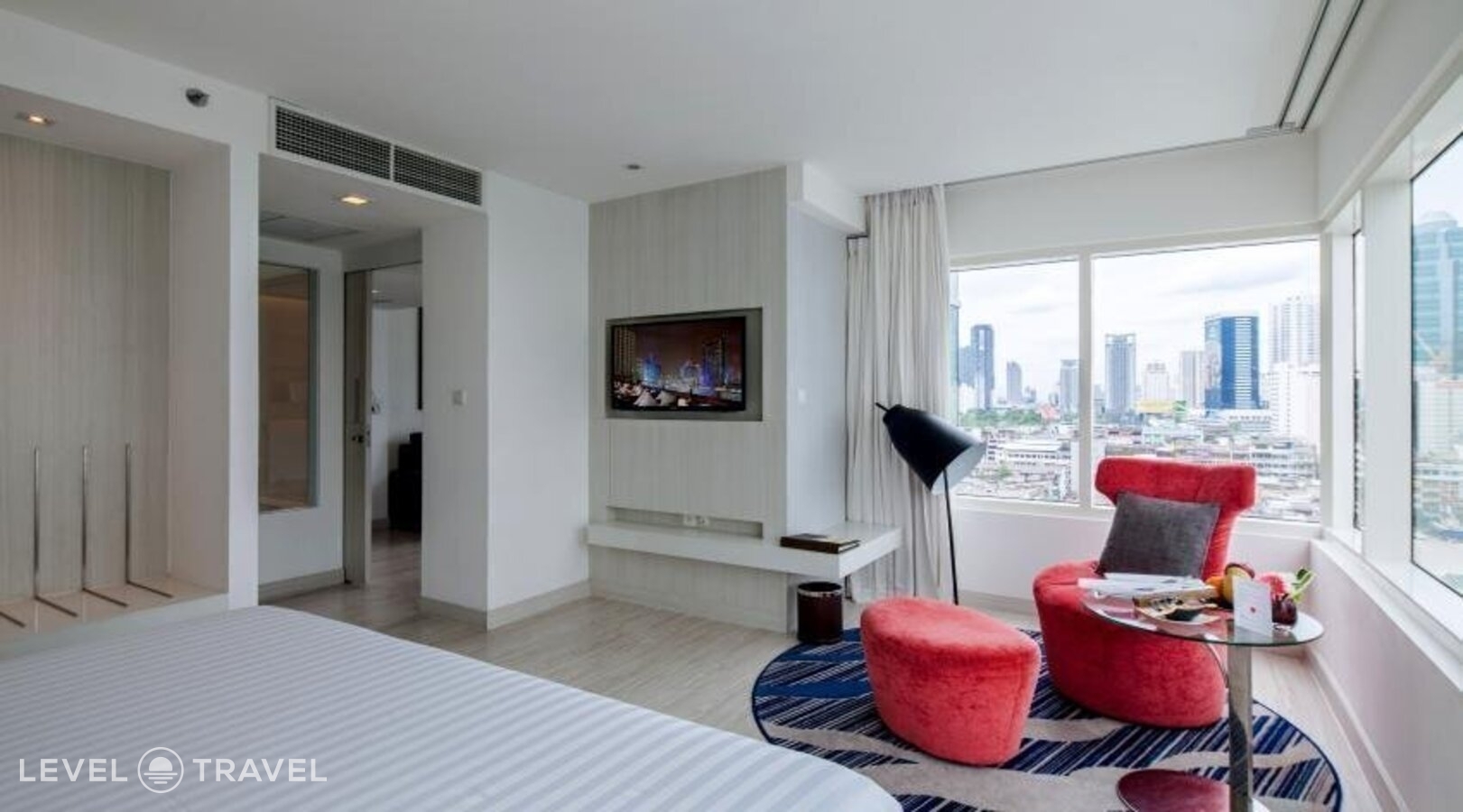 фотографии номера Роскошный люкс с видом на город отеля Centara Watergate Pavillion Hotel Bangkok в Таиланд(Бангкок) - фото №5