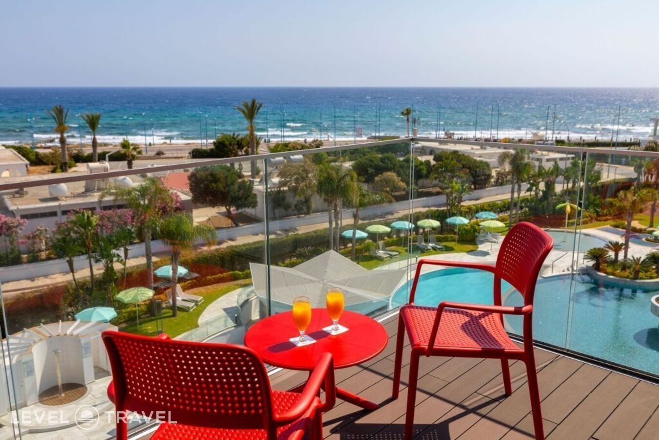 фотографии номера Люкс с видом на море отеля Faros Hotel в Кипр(Айа-Напа) - фото №5
