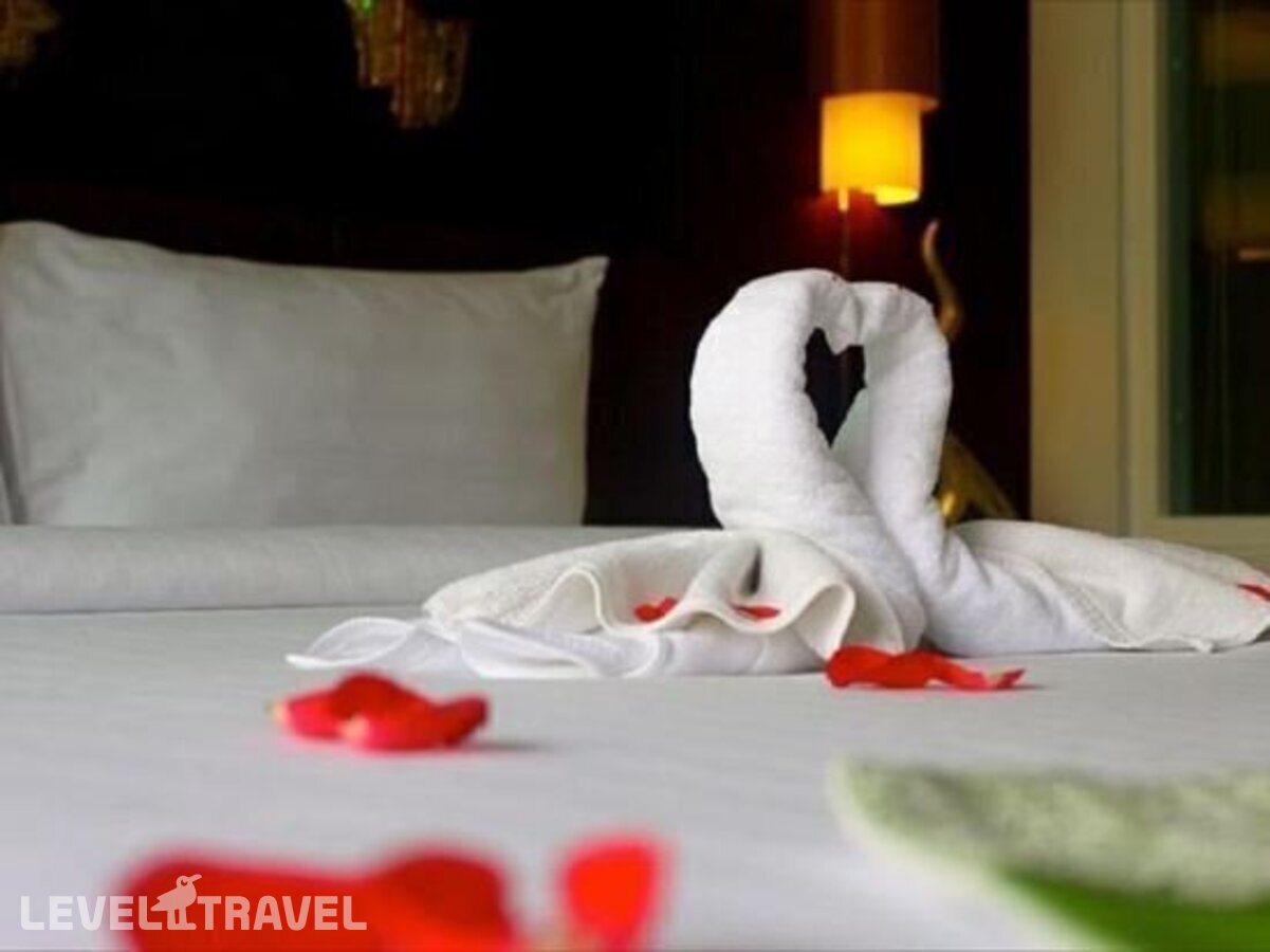 фотографии номера Четырехместный делюкс отеля 77 Patong Hotel & Spa (Ex. Azure Bangla Phuket) в Таиланд(Патонг Бич) - фото №21