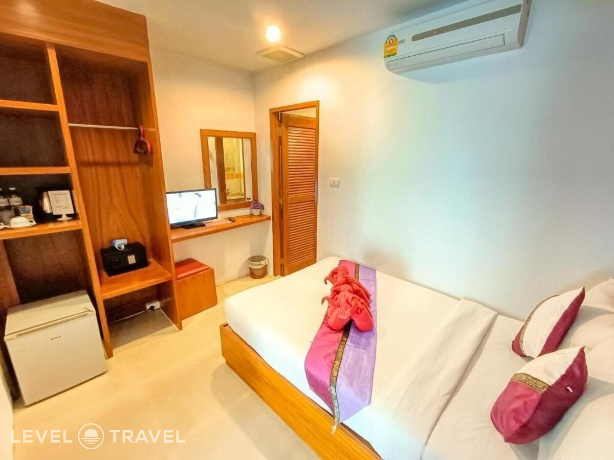 фотографии номера Экономичный номер отеля Pj Patong Resortel в Таиланд(Патонг Бич) - фото №2