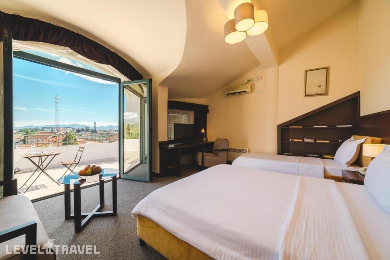 фотографии номера Трехместный номер отеля Hotel Keto в Черногория(Подгорица) - фото №1