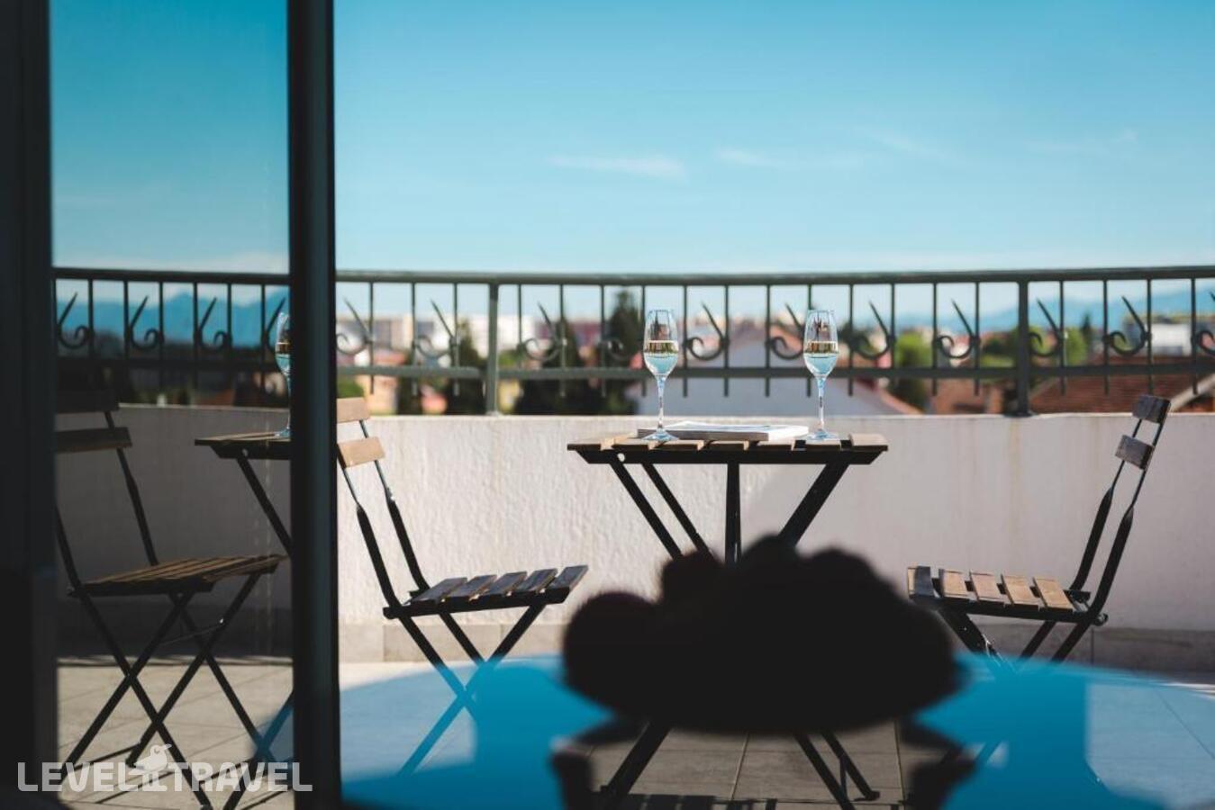 фотографии номера Трехместный номер отеля Hotel Keto в Черногория(Подгорица) - фото №2