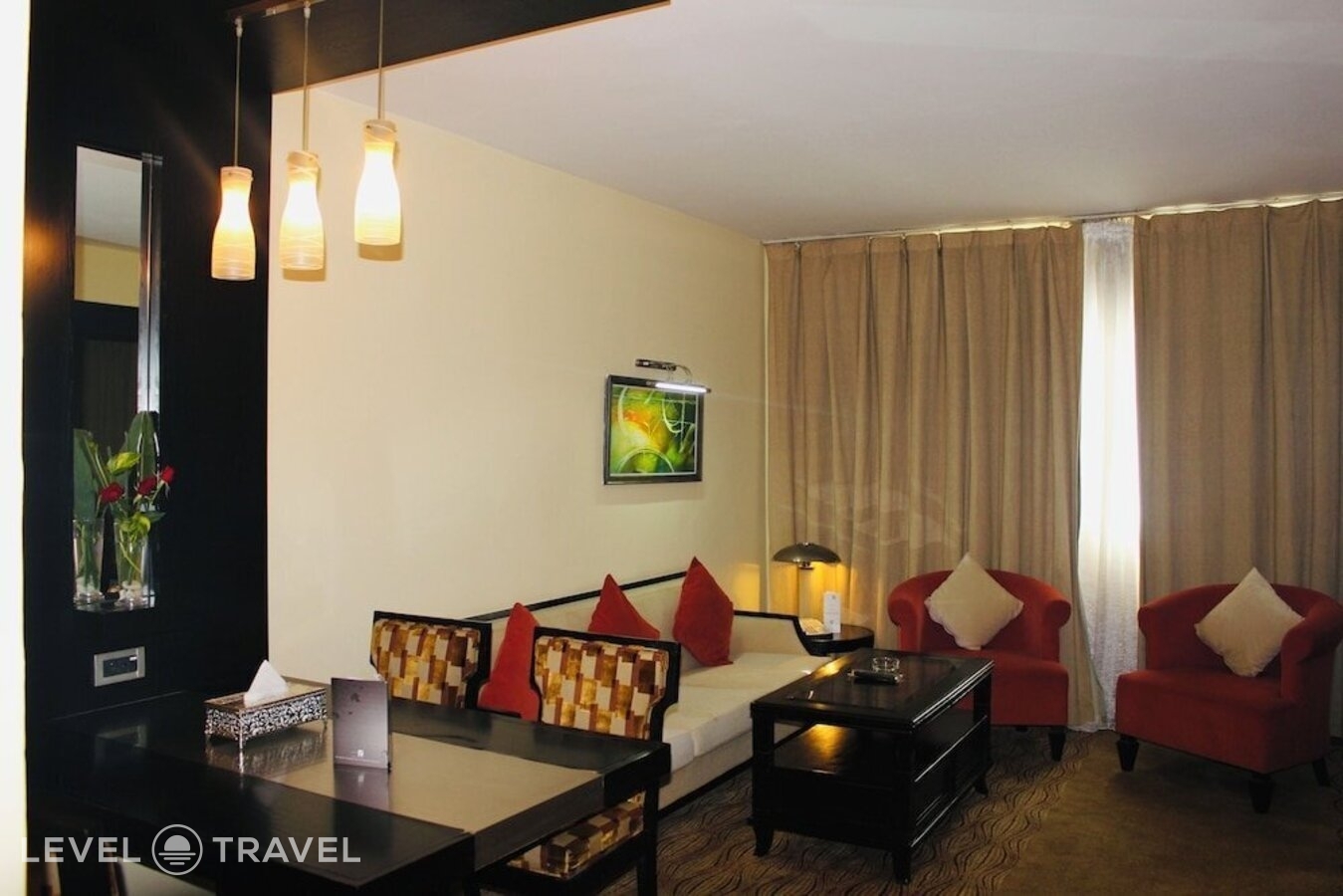 фотографии номера Люкс роскошный отеля Golden Tulip Farah Casablanca в Марокко(Касабланка) - фото №6