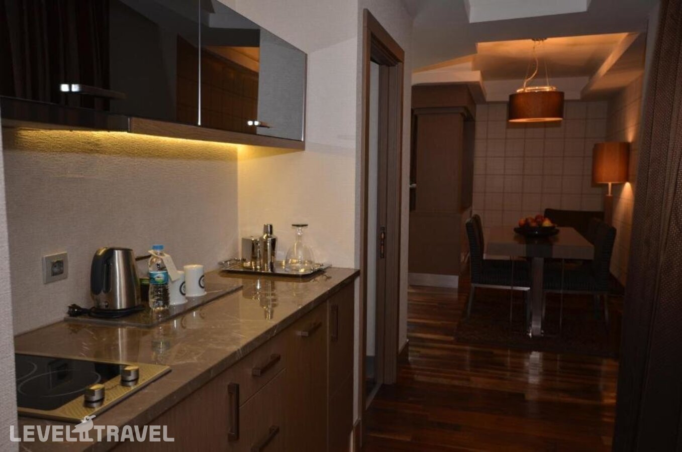 фотографии номера Четырехместный люкс отеля Avantgarde Hotel Levent в Турция(Шишли) - фото №18