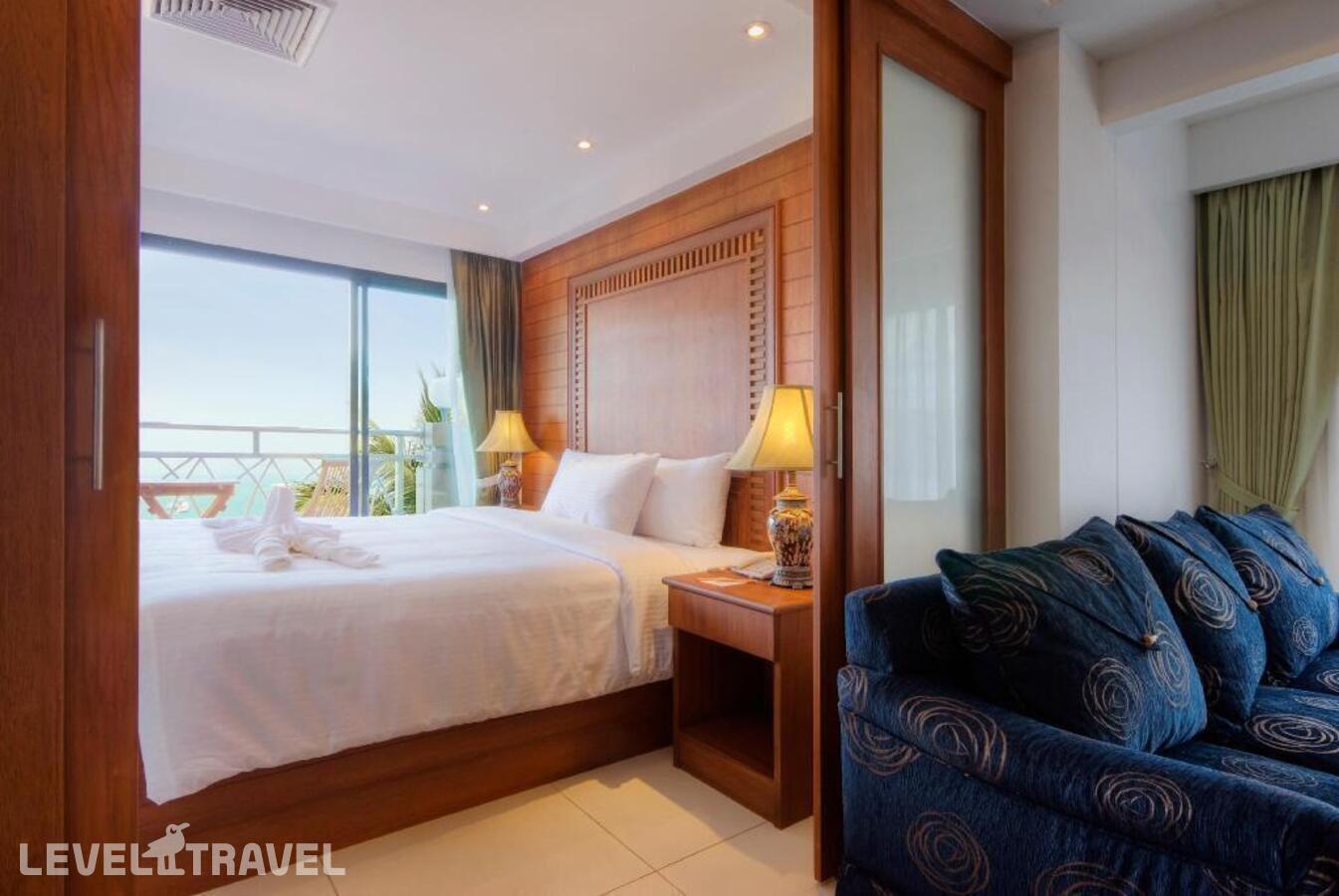 фотографии номера Полулюкс с видом на море отеля Baywalk Residence Pattaya в Таиланд(Центральная Паттайя) - фото №1