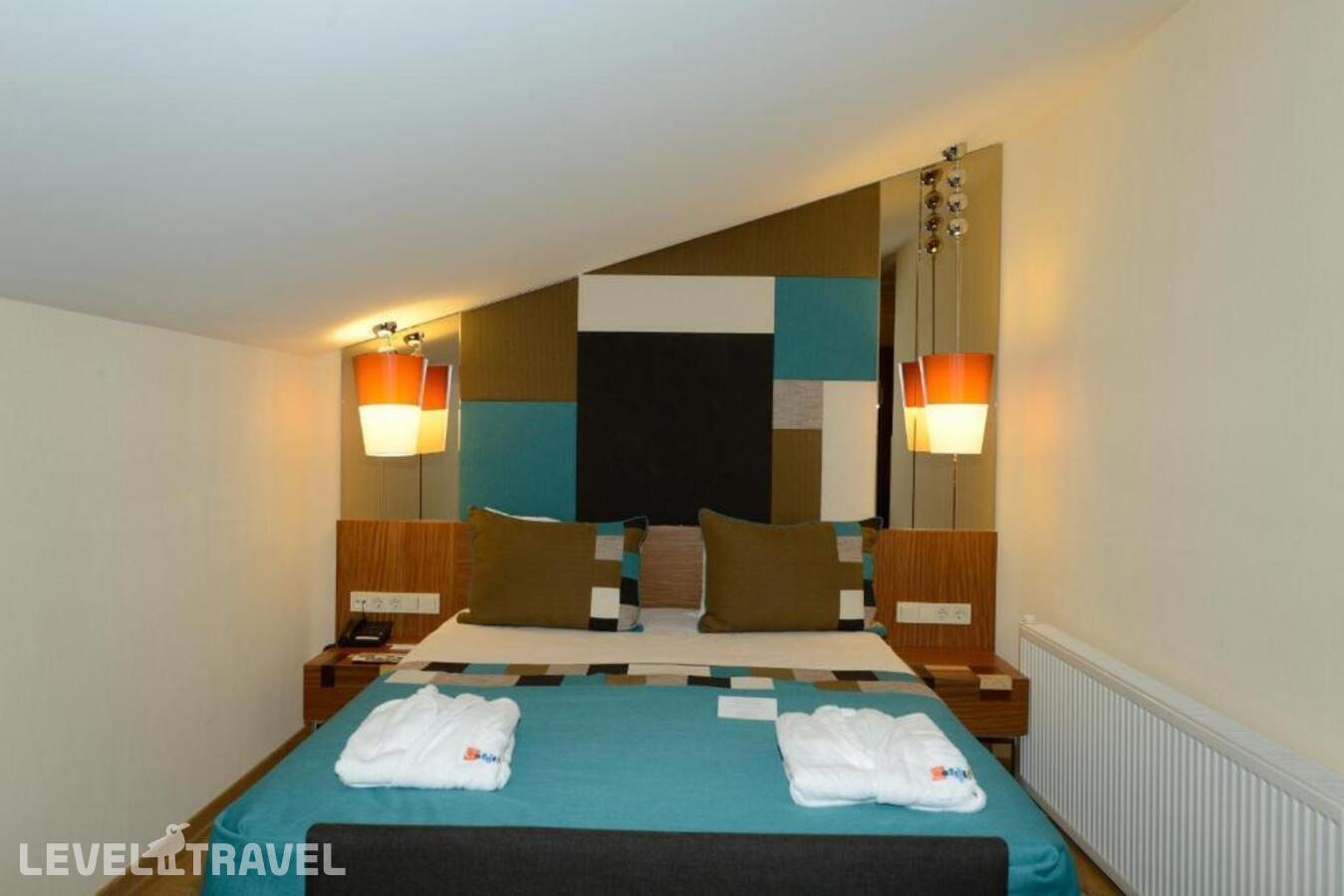 фотографии номера Пентхаус люкс отеля Collage Pera Hotel в Турция(Бейоглу) - фото №3