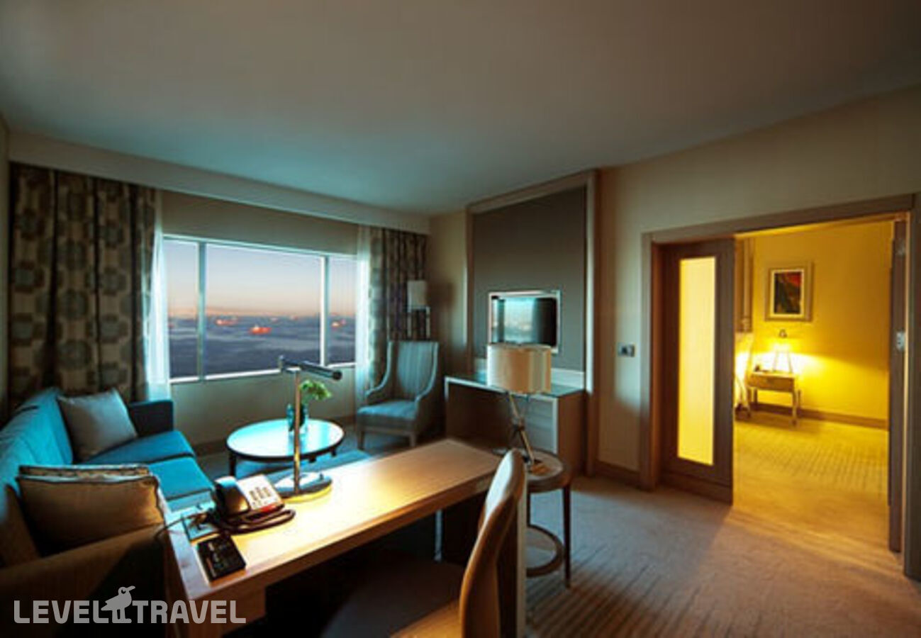 фотографии номера Люкс Marmara отеля Polat Renaissance Hotel в Турция(Бакыркёй) - фото №1