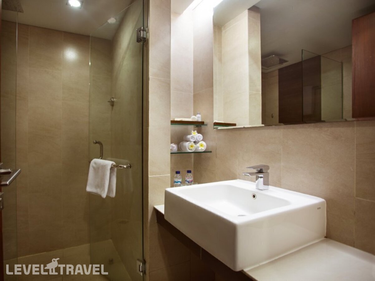фотографии номера Делюкс отеля Sense Hotel Seminyak в Индонезия(Семиньяк) - фото №3