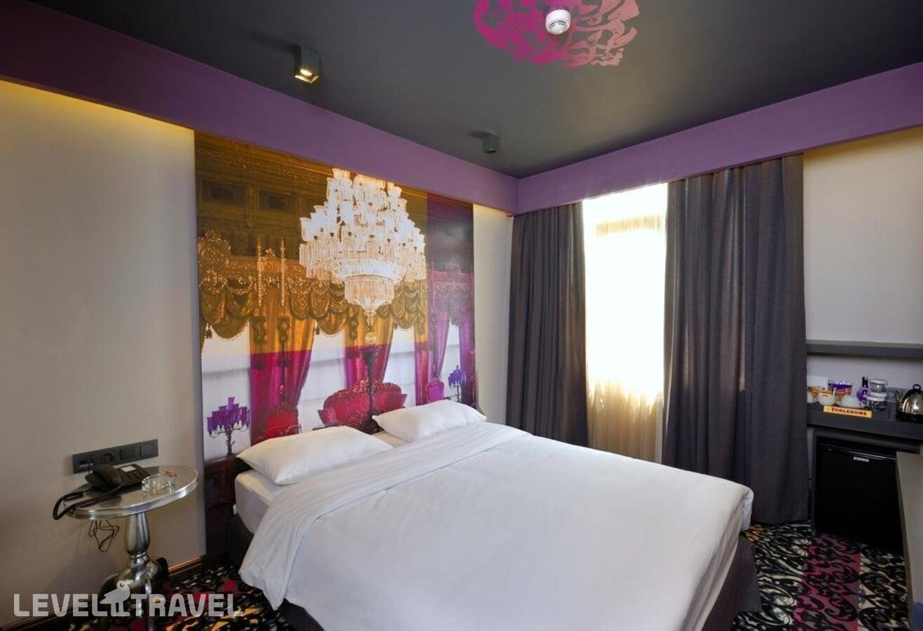 фотографии номера Улучшенный с видом на город отеля Tulip City Hotel в Турция(Бейоглу) - фото №2