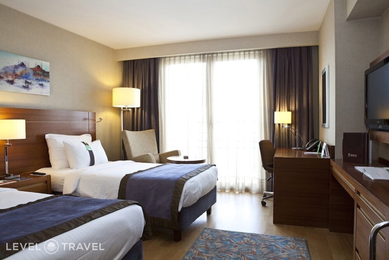 фотографии номера Стандартный с видом на город отеля Holiday Inn Istanbul Sisli Hotel в Турция(Шишли) - фото №14
