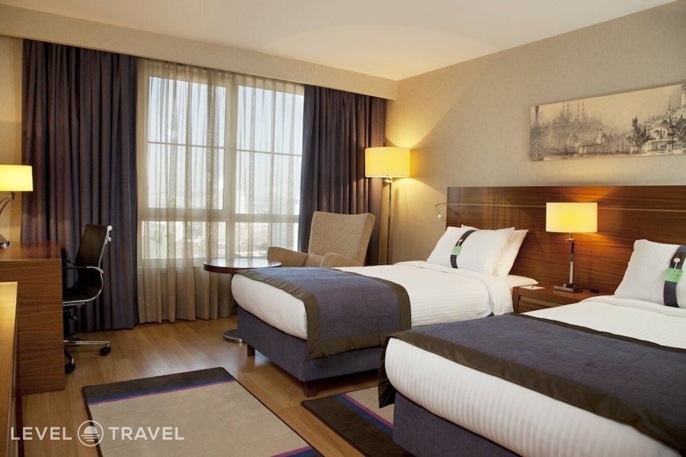 фотографии номера Стандартный с видом на город отеля Holiday Inn Istanbul Sisli Hotel в Турция(Шишли) - фото №7