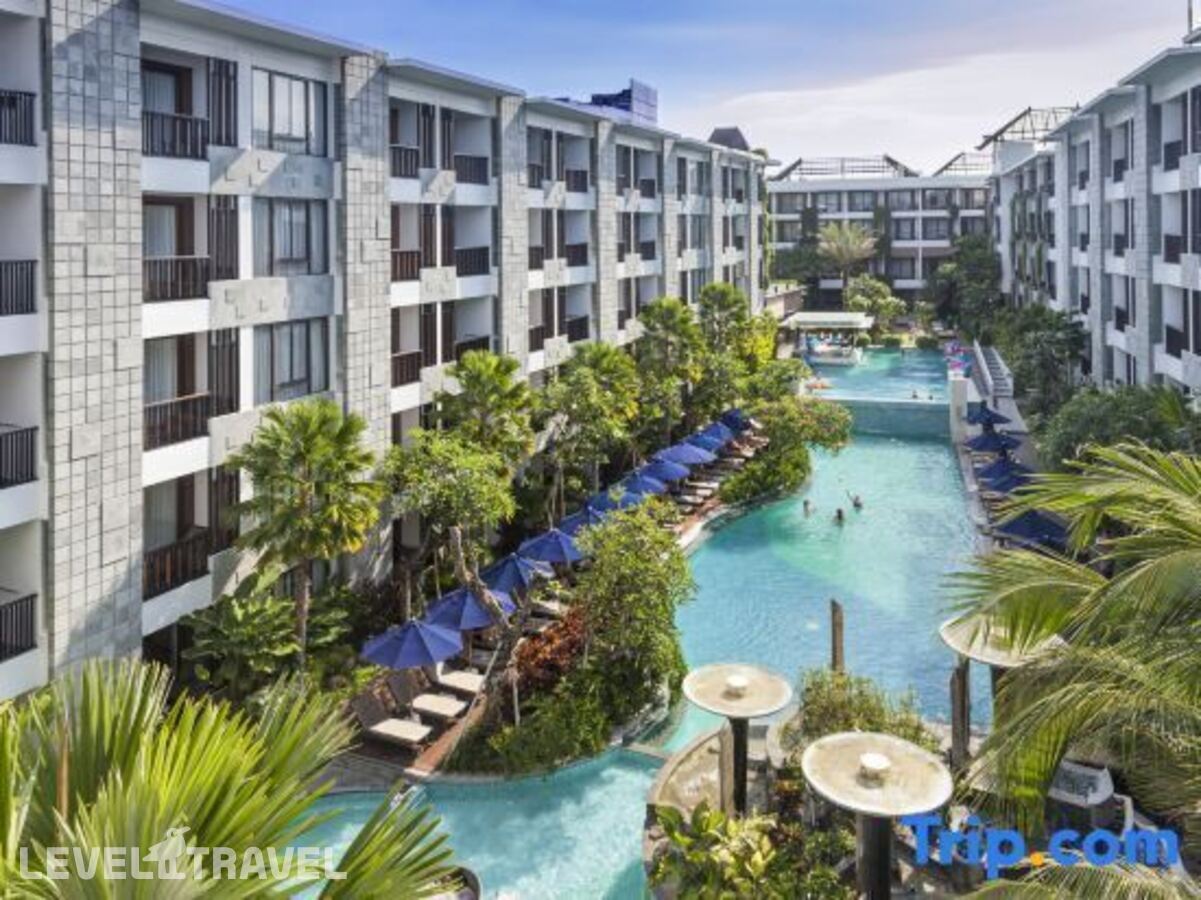 фотографии номера Стандартный с видом на бассейн отеля Courtyard By Marriott Bali Seminyak в Индонезия(Семиньяк) - фото №11