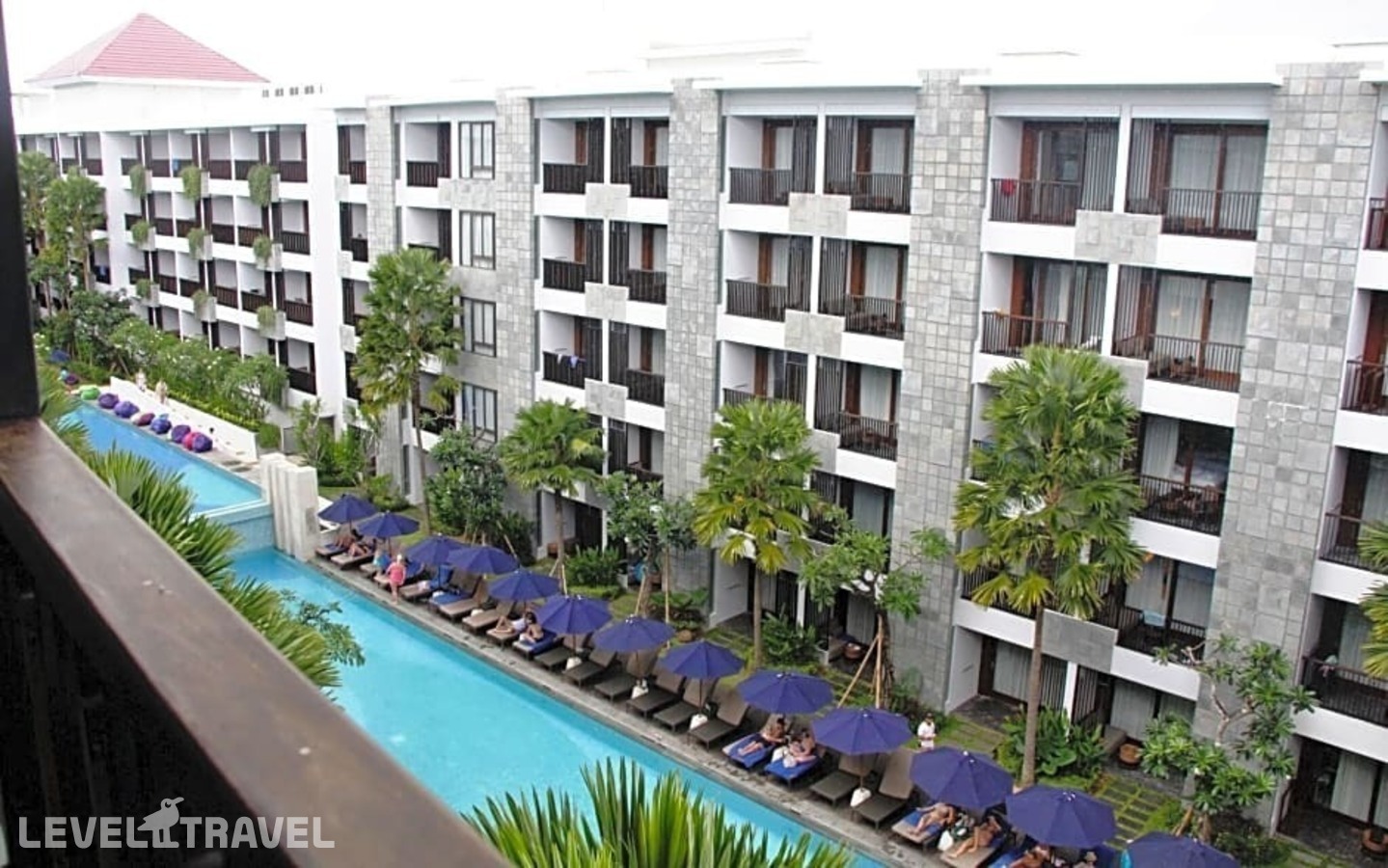 фотографии номера Стандартный с видом на бассейн отеля Courtyard By Marriott Bali Seminyak в Индонезия(Семиньяк) - фото №9