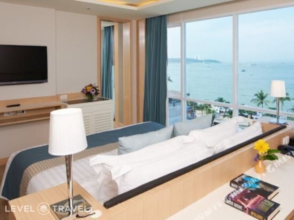 фотографии номера Люкс с видом на океан отеля Pattaya Sea View Hotel в Таиланд(Центральная Паттайя) - фото №1