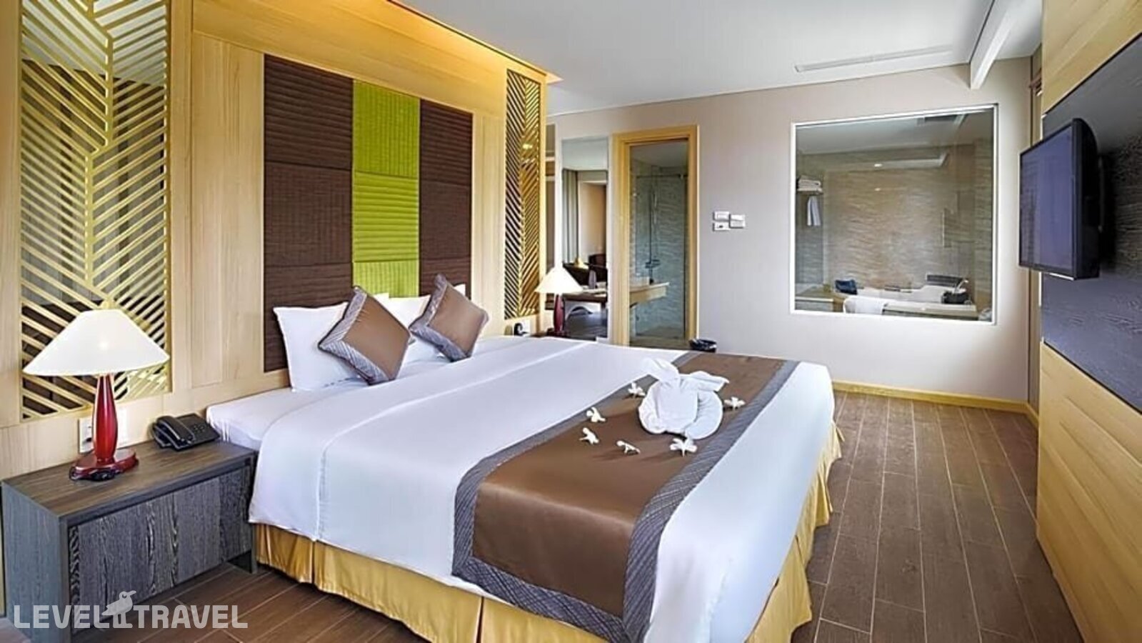 фотографии номера Делюкс с видом на море с балконом отеля Muong Thanh Mui Ne Hotel в Вьетнам(Муйне) - фото №4