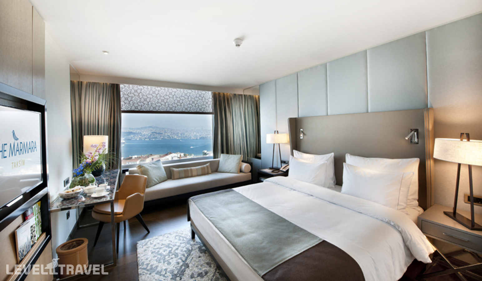 фотографии номера Стандартный с видом на Босфор отеля The Marmara Taksim Hotel в Турция(Бейоглу) - фото №2