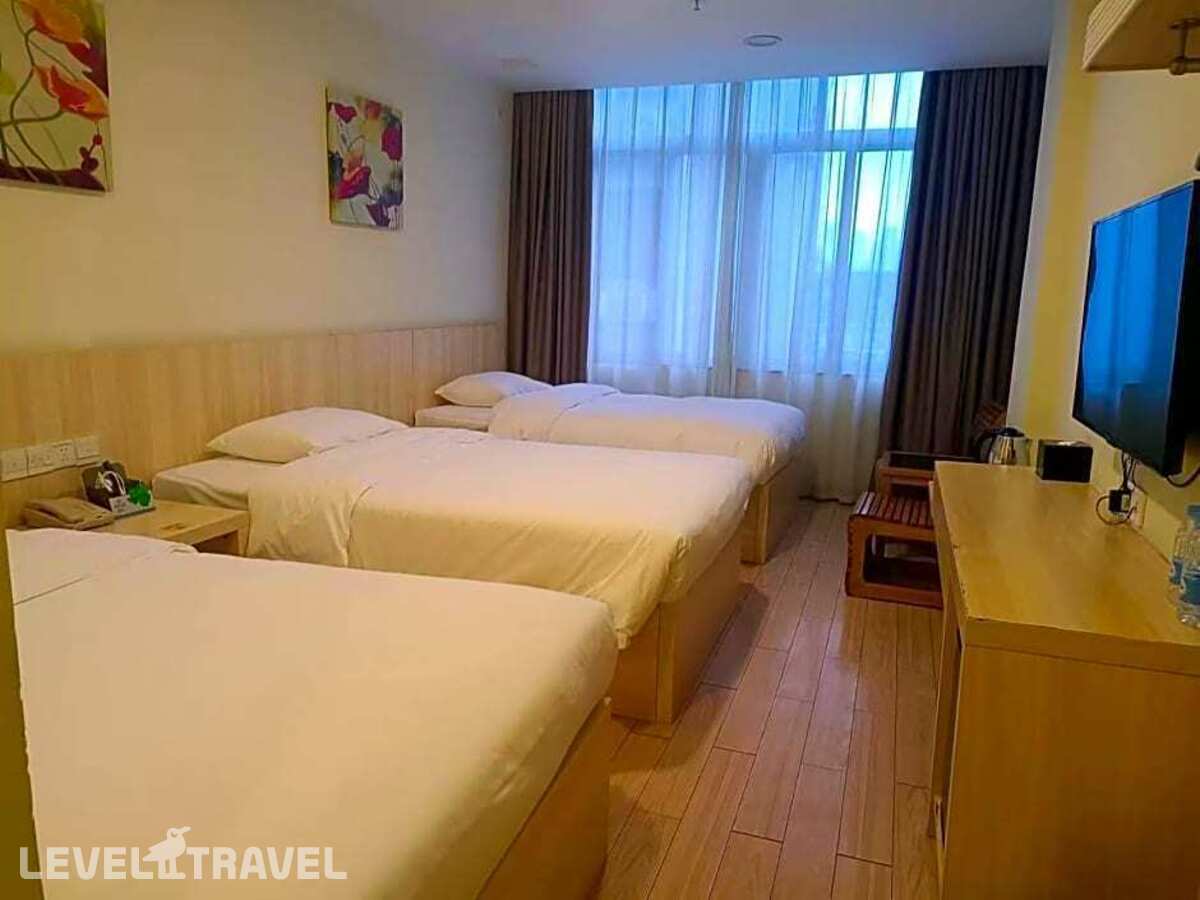 фотографии номера Трехместный номер отеля Baiyun City Hotel в Китай(Гуанчжоу) - фото №5