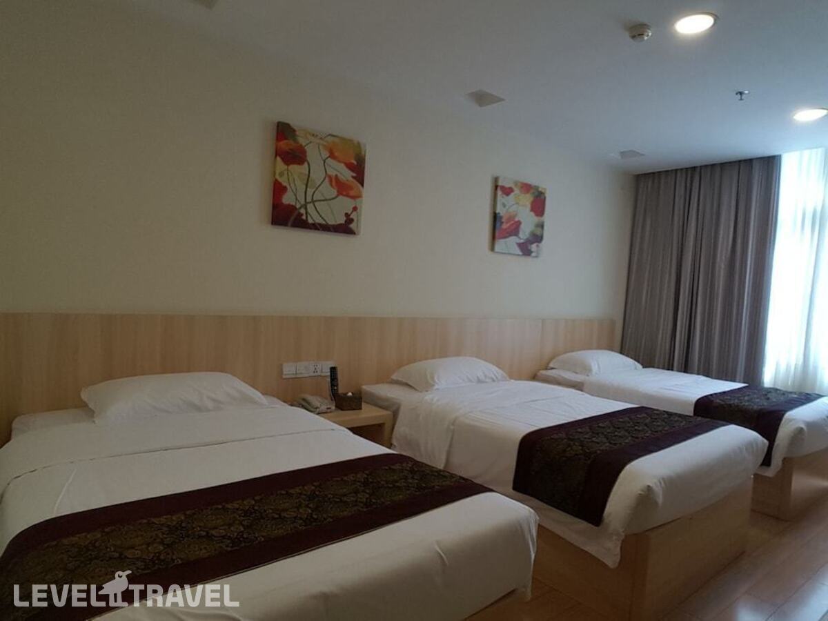 фотографии номера Трехместный номер отеля Baiyun City Hotel в Китай(Гуанчжоу) - фото №2