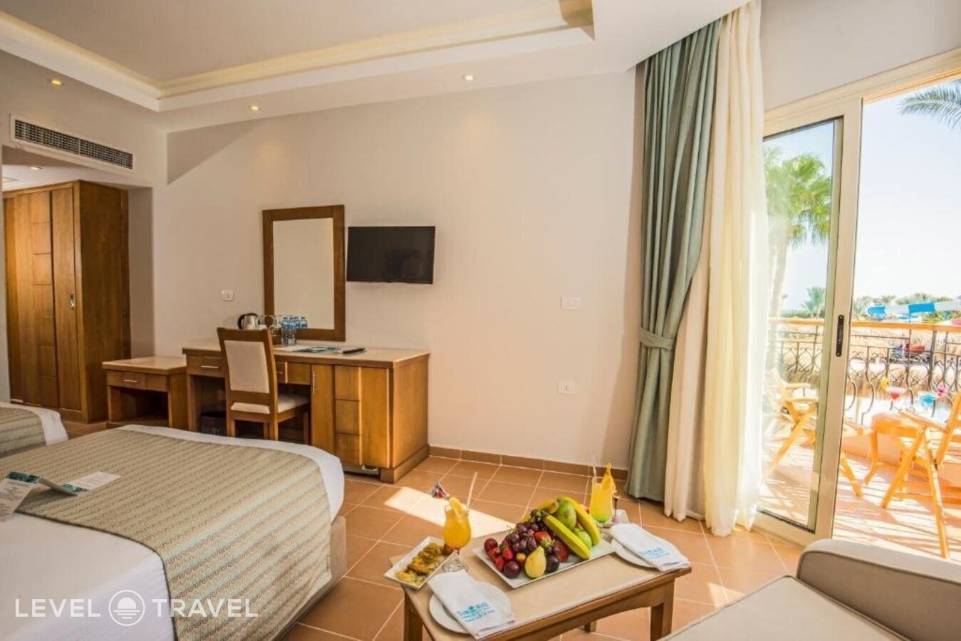 фотографии номера Стандартный (две односпальные кровати) отеля Sunrise Aqua Joy Resort в Египет(Хургада (город)) - фото №21