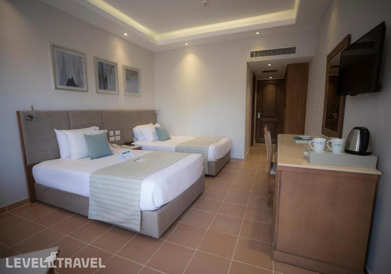 фотографии номера Стандартный (две односпальные кровати) отеля Sunrise Aqua Joy Resort в Египет(Хургада (город)) - фото №3