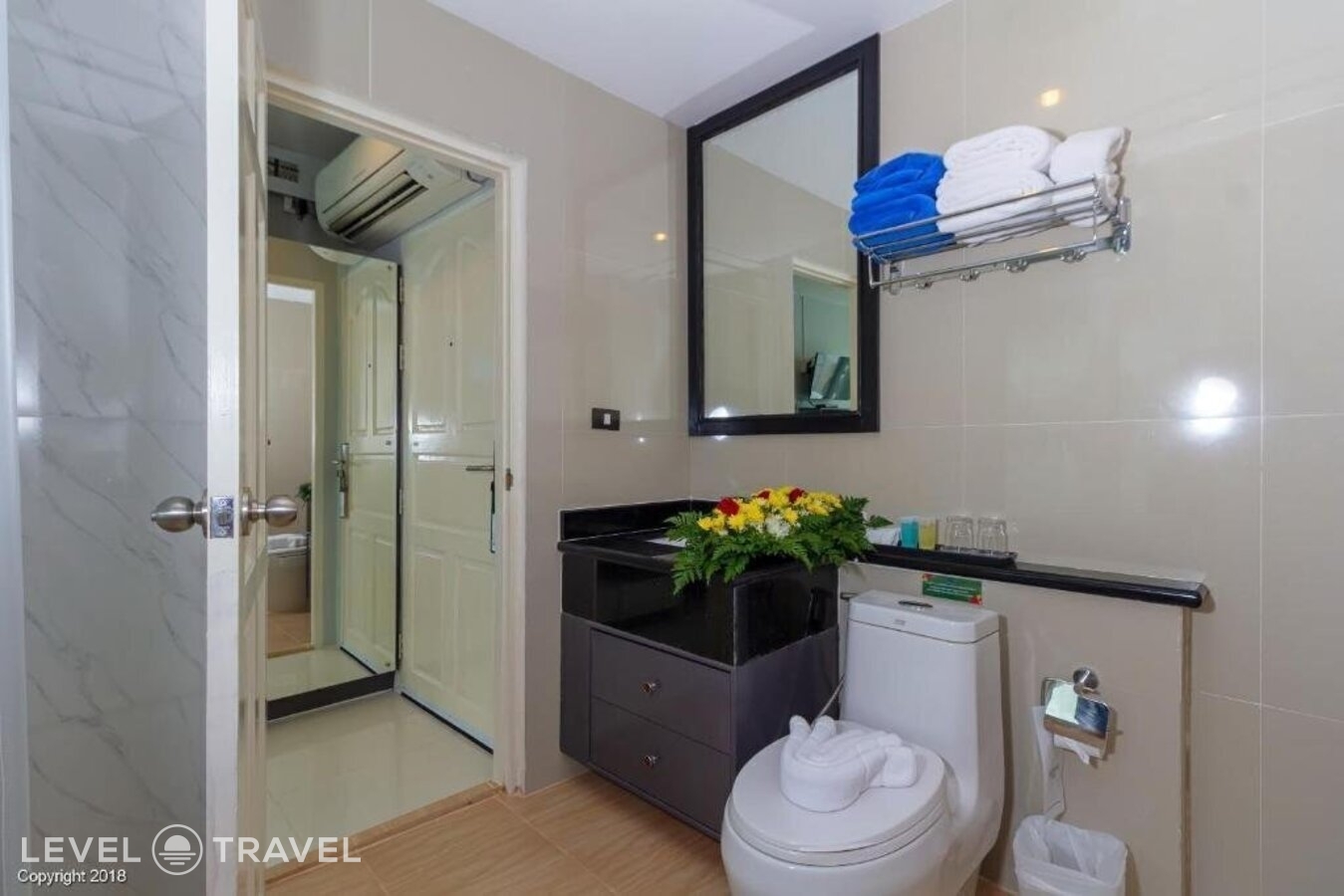 фотографии номера Делюкс с частичным видом на море отеля Modern Living Hotel в Таиланд(Патонг Бич) - фото №10